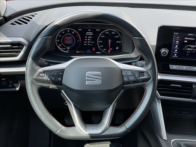 Seat Leon 1,5 TSI Combi FR ST KESSY+PDC - fotka 8 z 22