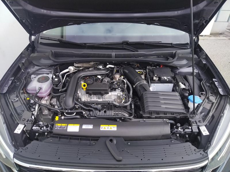 Volkswagen Taigo Style 1,0 TSI 85kW 6G - fotka 26 z 26