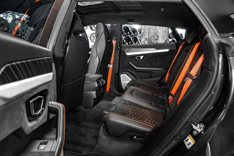 Lamborghini Urus 360°/B&O/PANO/ANIMA/23