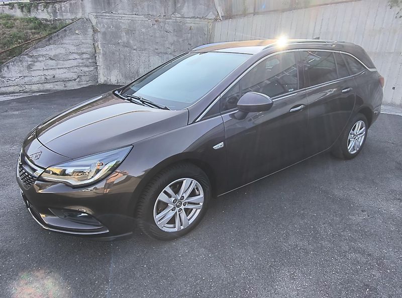 Opel Astra - fotka 4 z 60