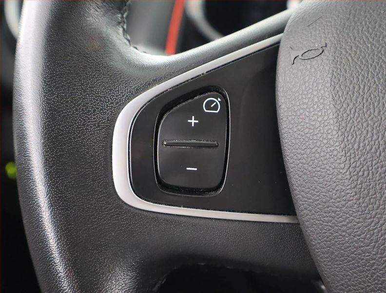 Renault Clio (2017) Limited 1.2 16V, LPG - fotka 16 z 21