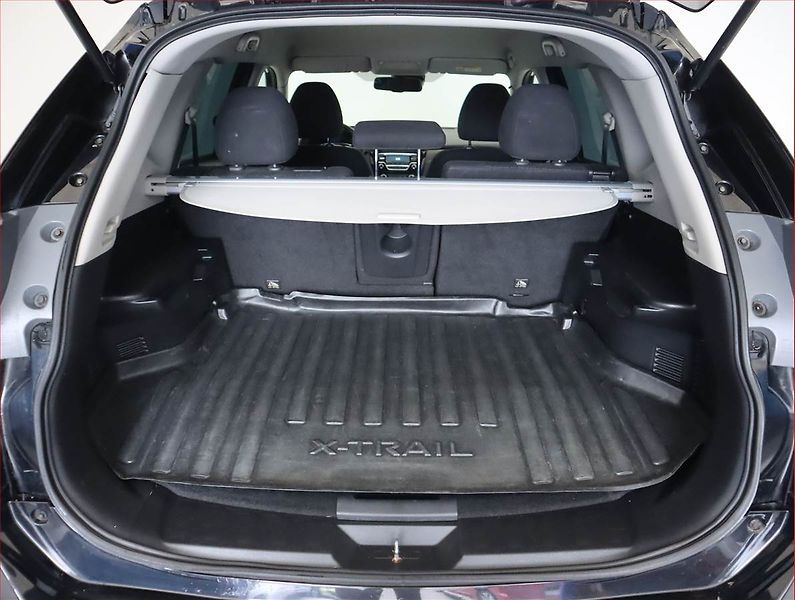 Nissan X-Trail (2015) 1.6 dCi, Serv.kniha, Tempomat - fotka 14 z 17