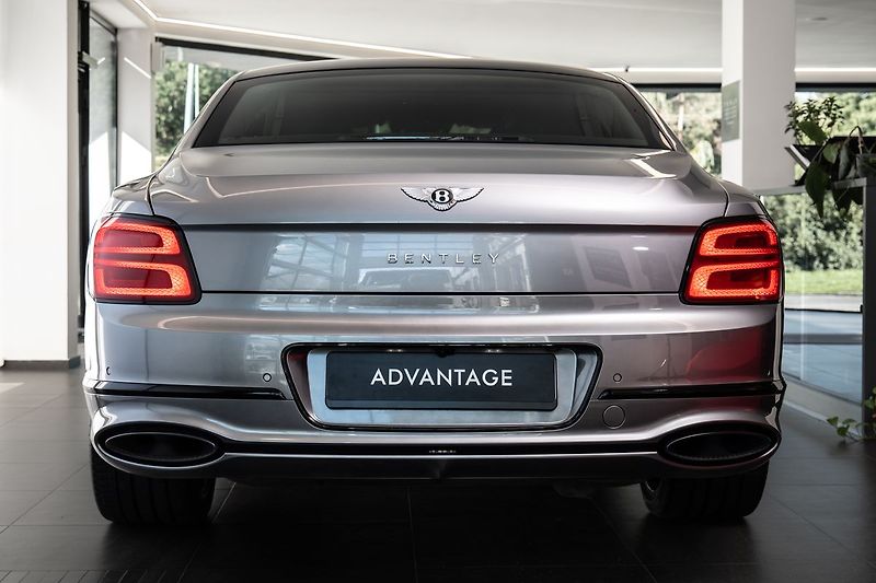 Bentley Flying Spur W12 360/LED/Pano/Ventilovaná a - fotka 3 z 27