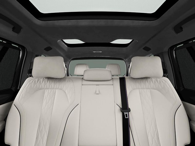 BMW X7 (2026) xDrive40d - fotka 10 z 10