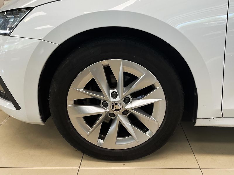 Škoda Octavia 1.5 TGI G-TEC, STYLE, DSG, ČR - fotka 25 z 31