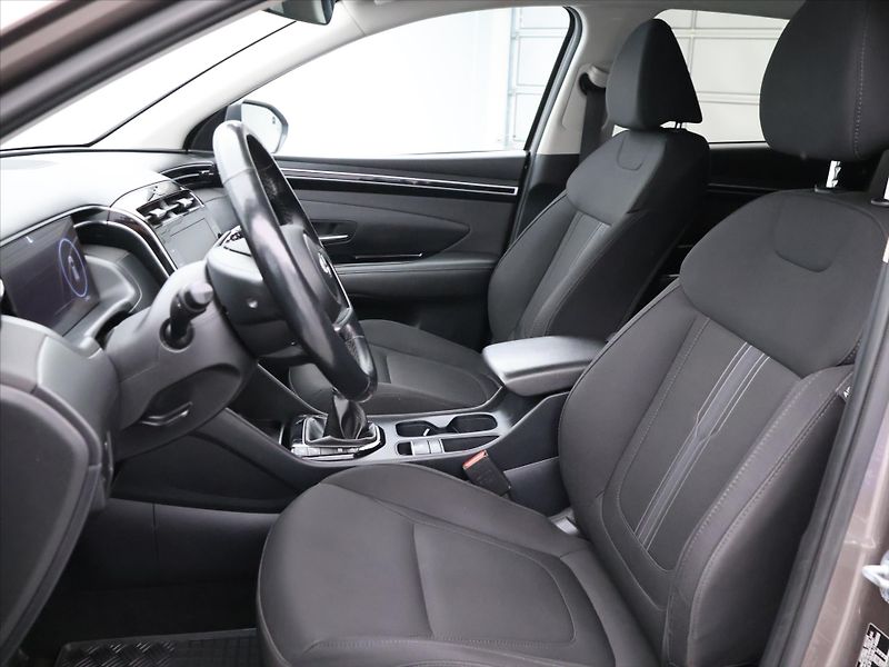 Hyundai Tucson 1,6 T-GDI 132 kW Smart DPH CZ - fotka 10 z 32