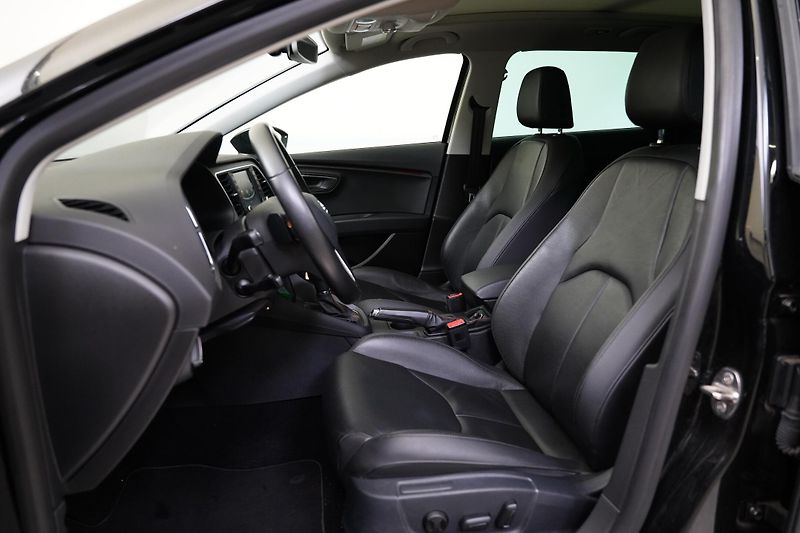 Seat Leon - fotka 11 z 27