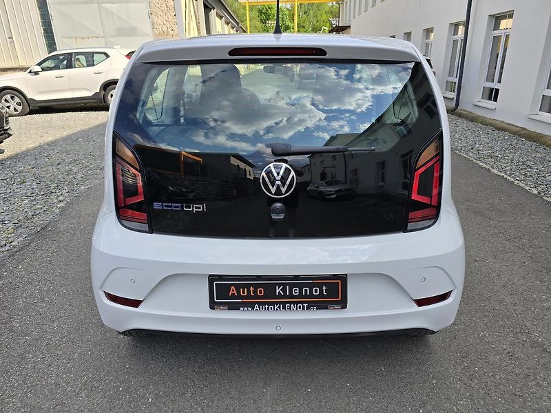 Volkswagen up! CNG KAMERA + DIGIKLIMA ČR - fotka 6 z 27
