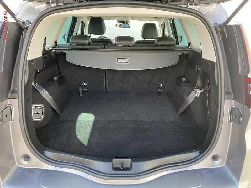 Renault Grand Scénic (2018) 1.6dCi, Intense, AT, LED - fotka 7 z 22