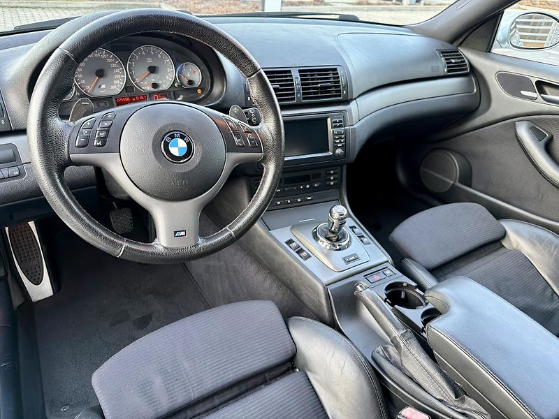 BMW M3 (2002) SMG Coupé CSL paket EU verze - fotka 15 z 25
