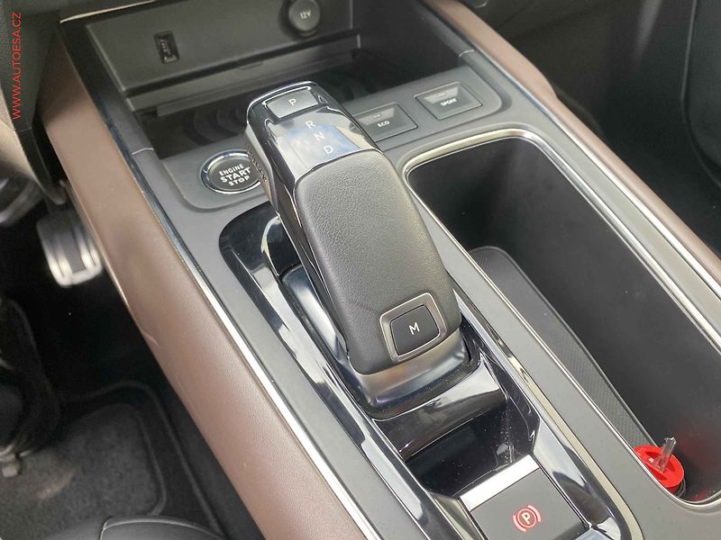 Citroën C5 Aircross (2019) 1.6 PT, Shine, AT, LED, panor - fotka 16 z 19