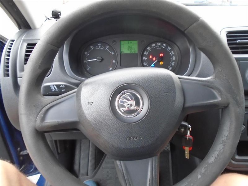 Škoda Roomster 1,4   1.4 - fotka 22 z 23