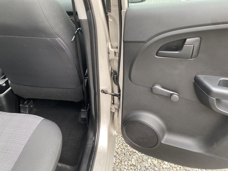 Kia Venga 1.4i 16v 90PS KLIMA SERVIS!!!  - fotka 117 z 144