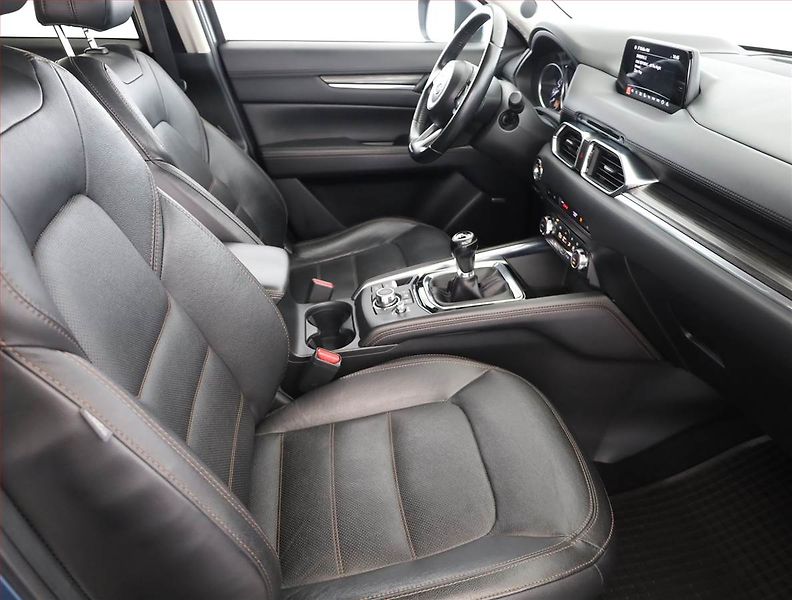 Mazda CX-5 (2017) Revolution TOP 2.0 Skyactiv-G - fotka 7 z 19