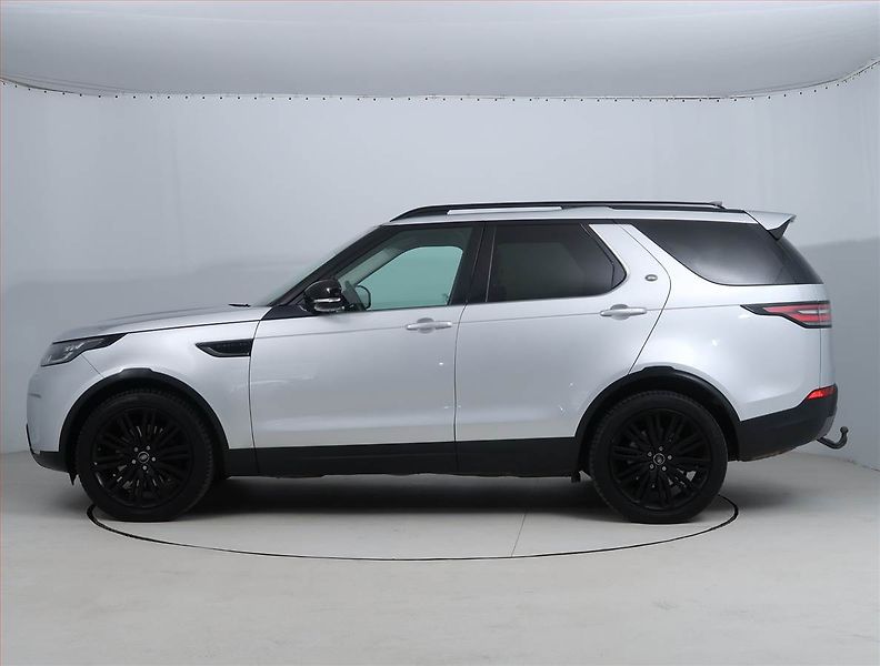 Land Rover Discovery (2018) 3.0 Td6 - fotka 3 z 26