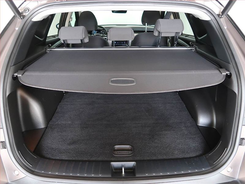 Hyundai Tucson (2022) 1.6 T-GDI 48V MHEV - fotka 13 z 15