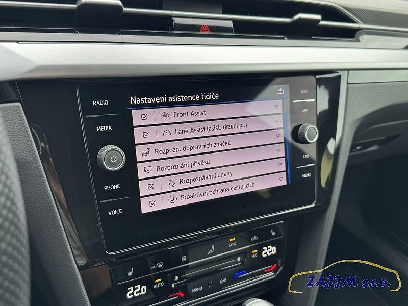 Volkswagen Arteon Shooting Brake R-line 2.0TDI 147kw 4x4 DSG - fotka 24 z 50