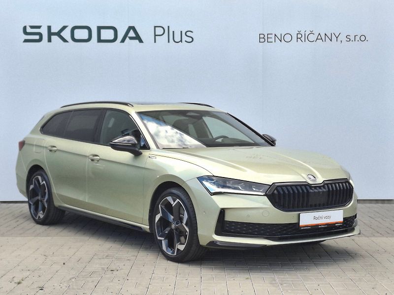 Škoda Superb (2025) Combi iV SportLine DSG 1,5TSi - fotka 9 z 35