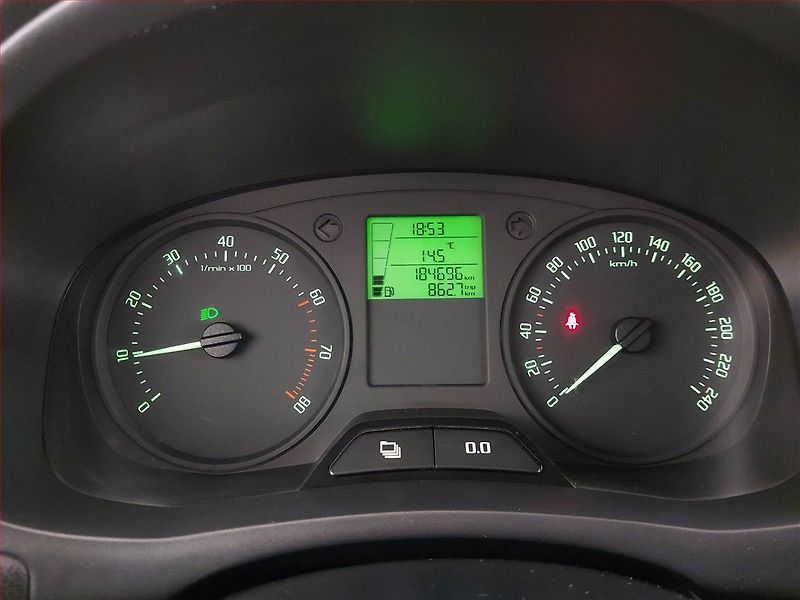 Škoda Fabia (2010) Style 1.2, po STK, dobrý stav - fotka 10 z 15