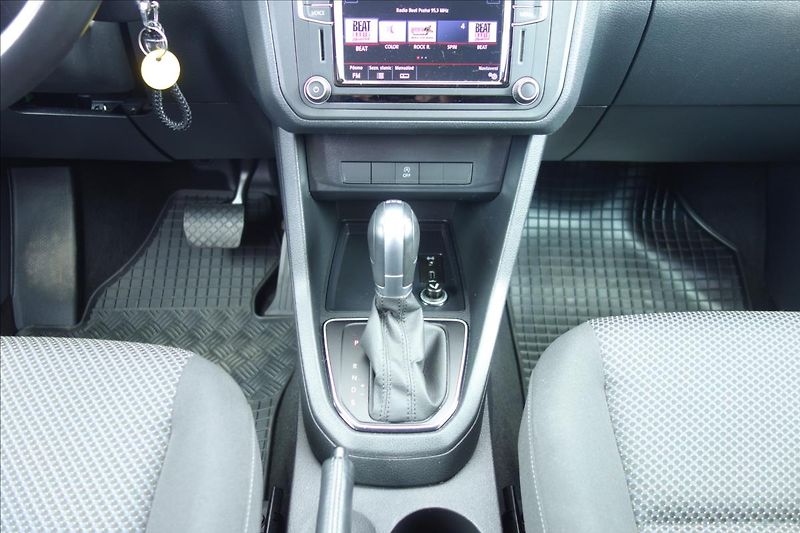 Volkswagen Caddy 1,4 TSi + CNG,DSG,MAXI BEACH. - fotka 25 z 37