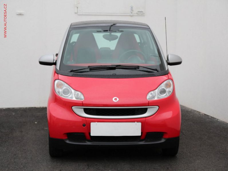 Smart Fortwo (2010) 1.0i limited silver, AT - fotka 2 z 3