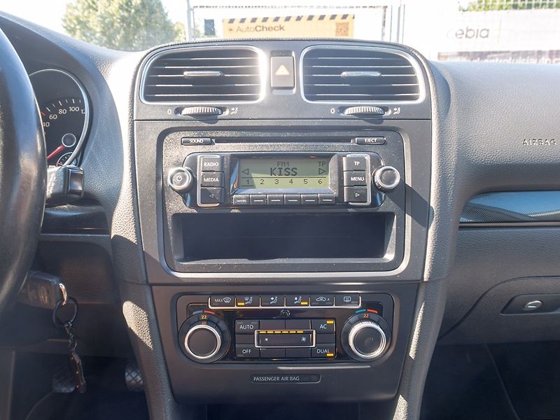 Volkswagen Golf (2009) 1.4i 59KW – PO ROZVODECH - fotka 18 z 44