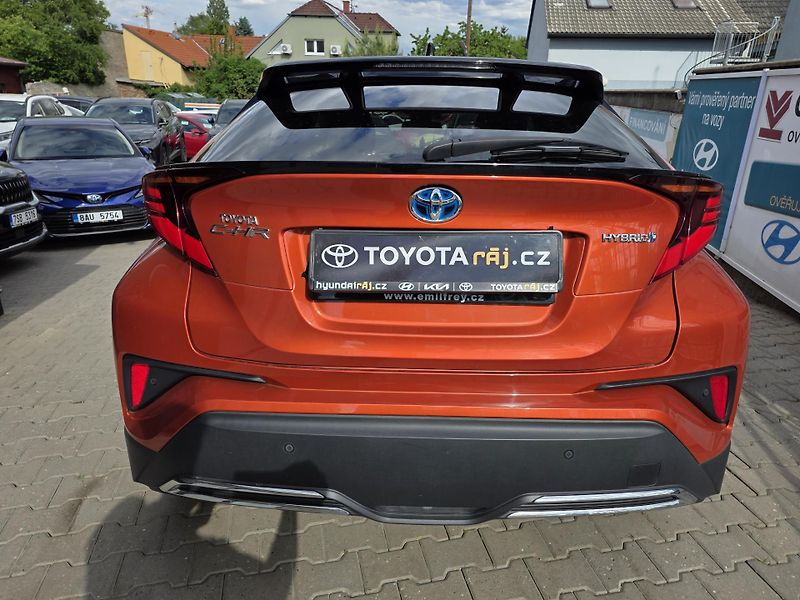 Toyota C-HR 2.0-EXLUSIVE-HYBRID-ZÁRUKA+ - fotka 9 z 15