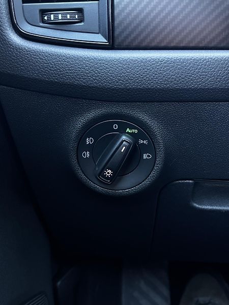 Škoda Kodiaq 2.0TDI DSG 110KW Sportline DPH - fotka 20 z 25