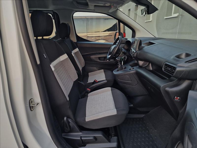 Citroën Berlingo 1.5 BlueHDi S&S M PROFI+ Feel - fotka 14 z 50