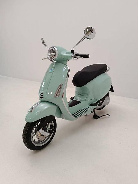 Vespa Primavera 125 3V ABS (2025) E5+ Verde Amabile - fotka 3 z 16