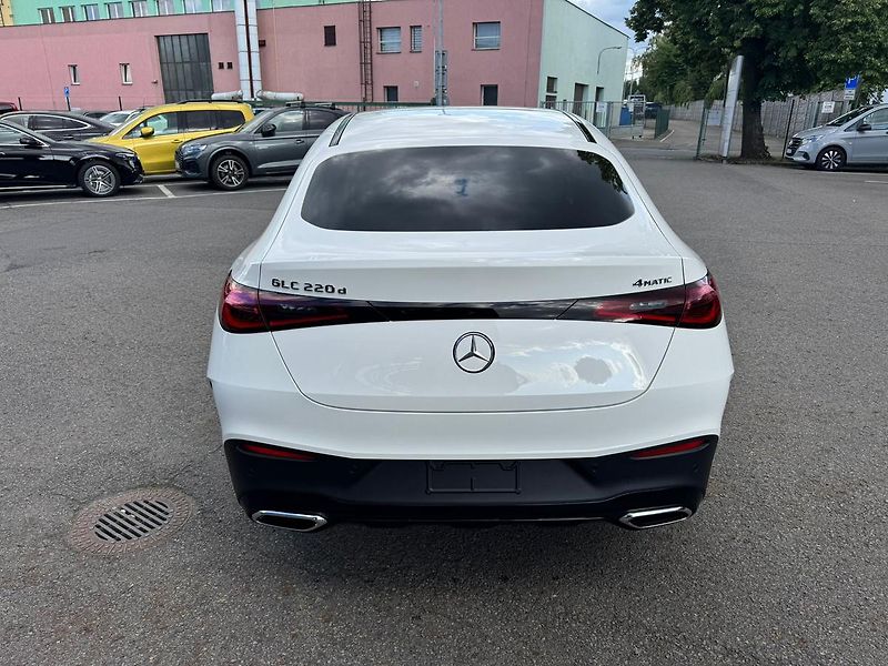 Mercedes-Benz GLC (2025) 220 d 4MATIC kupé - fotka 6 z 36