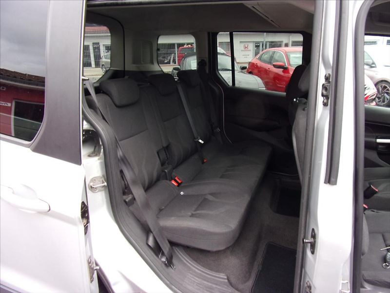 Ford Tourneo 1,6 TDCI  Connect - fotka 11 z 23