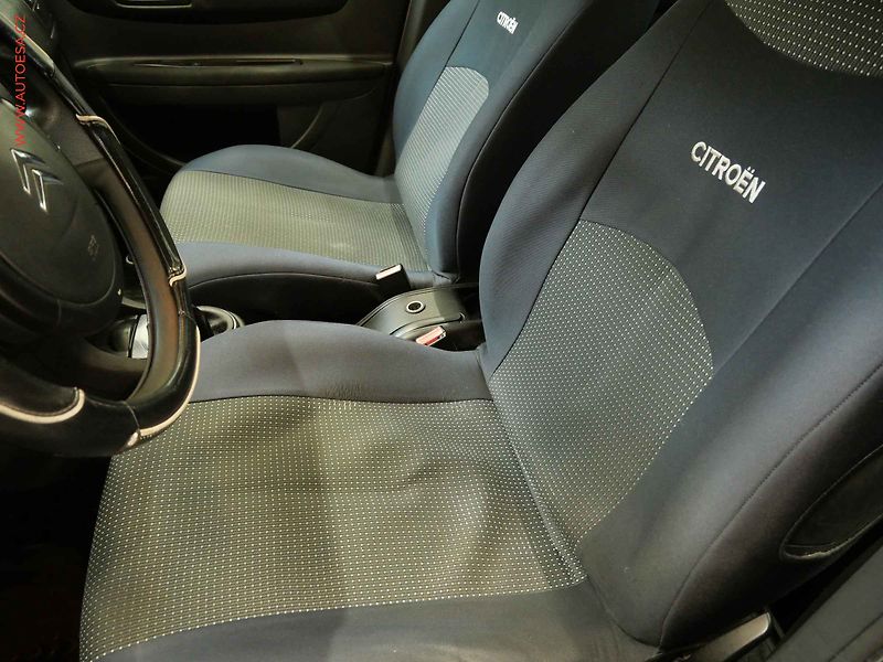 Citroën C4 (2007) 1.6i, ČR, AC, temp - fotka 9 z 22