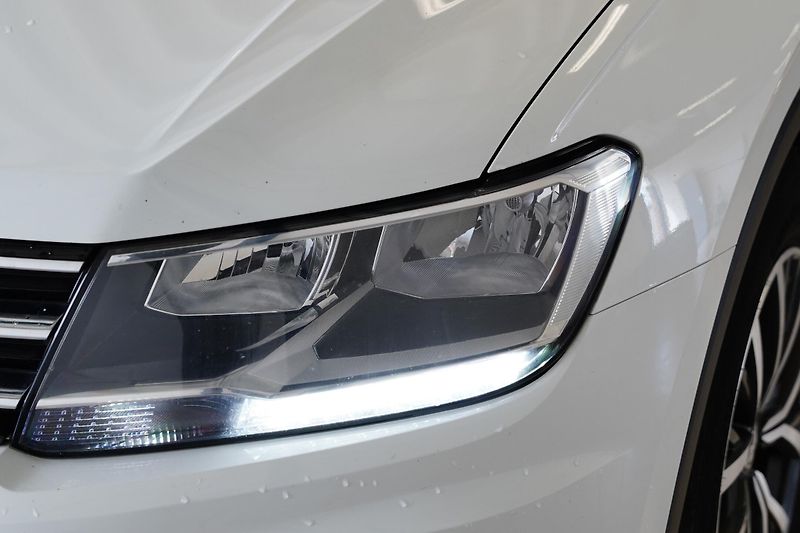 Volkswagen Tiguan - fotka 9 z 35