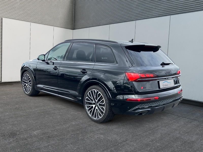 Audi Q7 (2025) S-LINE 50TDI 7MÍST TAŽNÝ DPH  - fotka 3 z 32