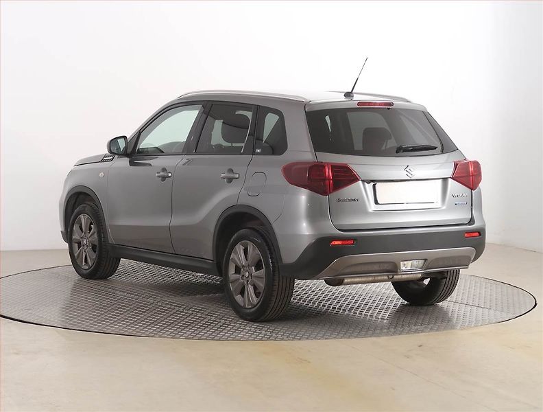 Suzuki Vitara (2022) 1.4 BoosterJet, Serv.kniha - fotka 4 z 19