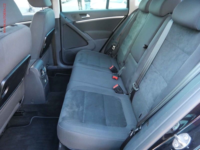 Volkswagen Tiguan (2013) 2.0TDi 4x4, Sport, DSG - fotka 10 z 25