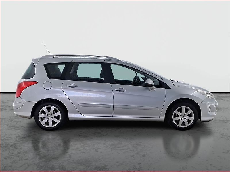 Peugeot 308 (2009) 1.6 HDi, po STK, Tažné - fotka 6 z 22