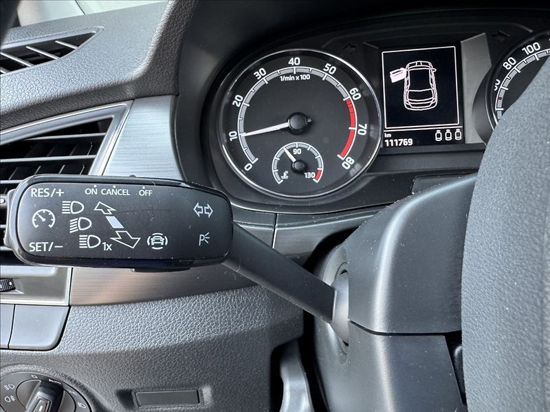 Škoda Fabia 1,0 TSI STYLE DPH 1maj původČR - fotka 29 z 50
