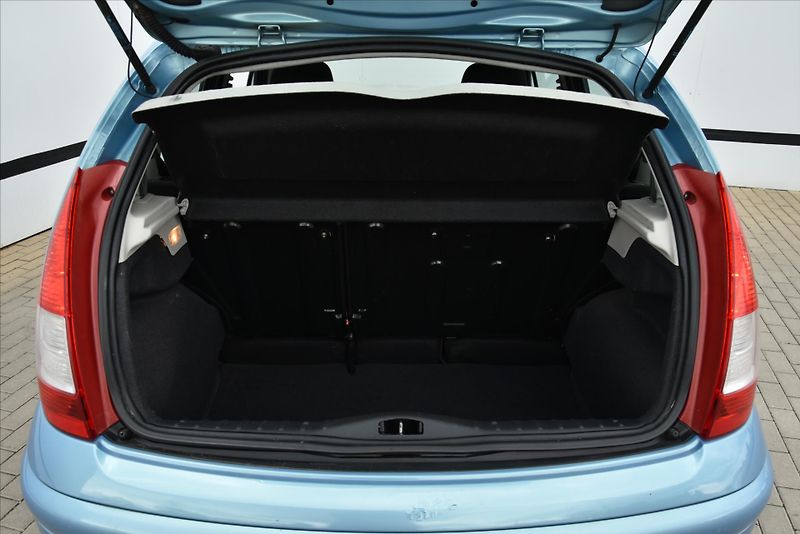 Citroën C3 1.4i KLIMA 1.MAJ. SERVIS.KN ČR - fotka 11 z 17