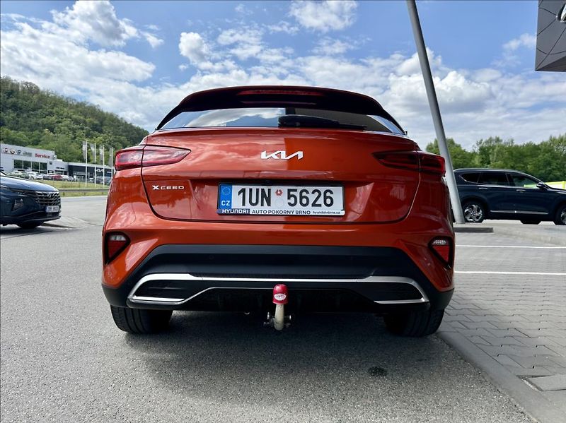 Kia XCeed 1,5 T-GDI DCT  Top Tažné - fotka 6 z 25