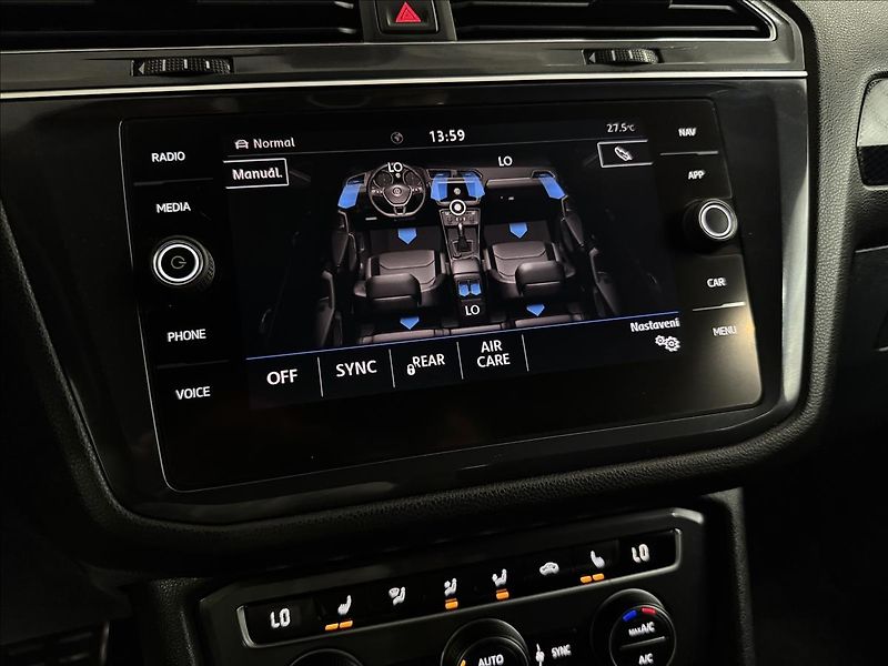 Volkswagen Tiguan Allspace 2.0TSI DSG 4M UNITED 7MÍST - fotka 28 z 50