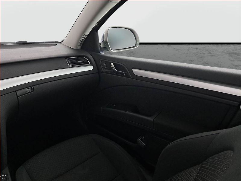 Škoda Superb (2014) Ambition 1.6 TDI, Navi - fotka 8 z 18