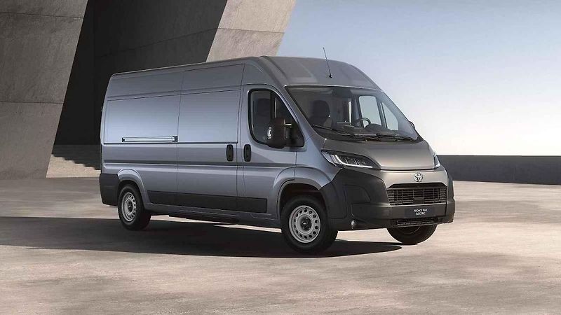 Toyota Proace.