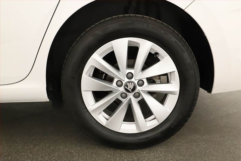 Škoda Scala (2025) 1.0 TSI, Top Selection, FullLe - fotka 12 z 16
