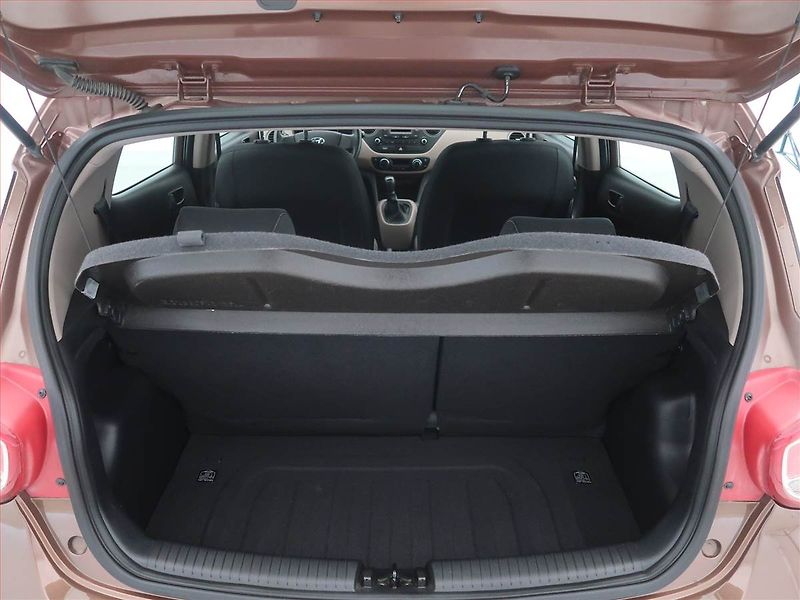 Hyundai i10 (2016) Family+ 1.0, ČR,1.maj - fotka 13 z 14