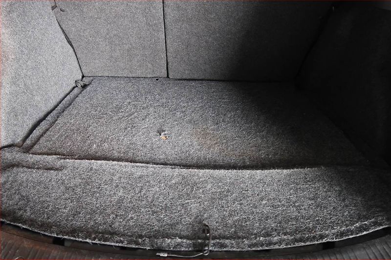 Renault Mégane (2009) 1.5 dCi, nová STK, Klima - fotka 13 z 19