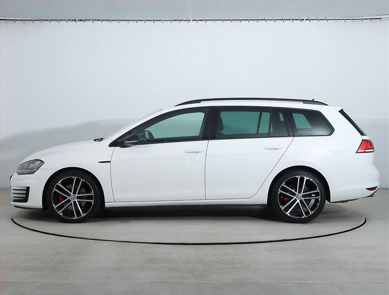 Volkswagen Golf (2016) 2.0 TDI GTD, Serv.kniha, Navi - fotka 3 z 20