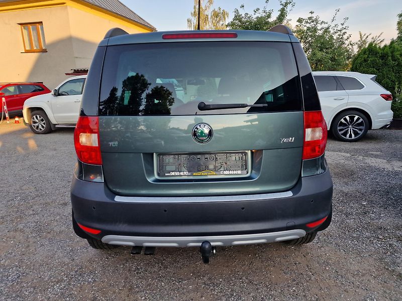 Škoda Yeti 2,0TDI 103KW NAVIGACE TAŽNÉ  - fotka 5 z 19