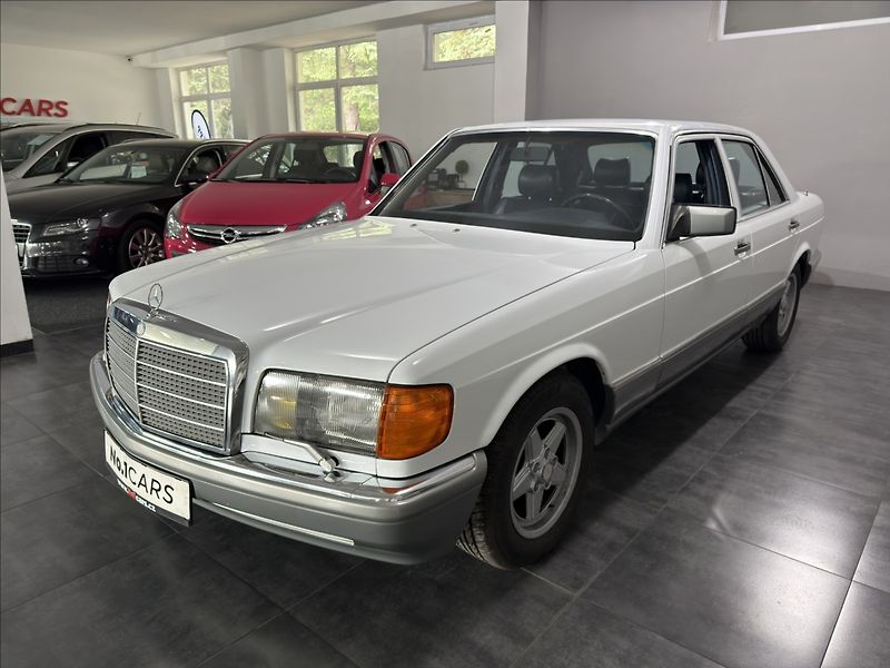 Mercedes-Benz Třídy S 3,0   SE 300 W126 V6 ŠPANĚLSKO - fotka 3 z 37